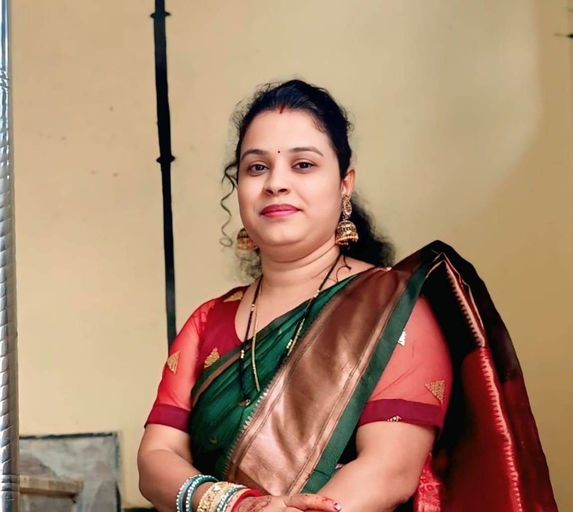 श्रीमती प्रतिभा दिनेश कर