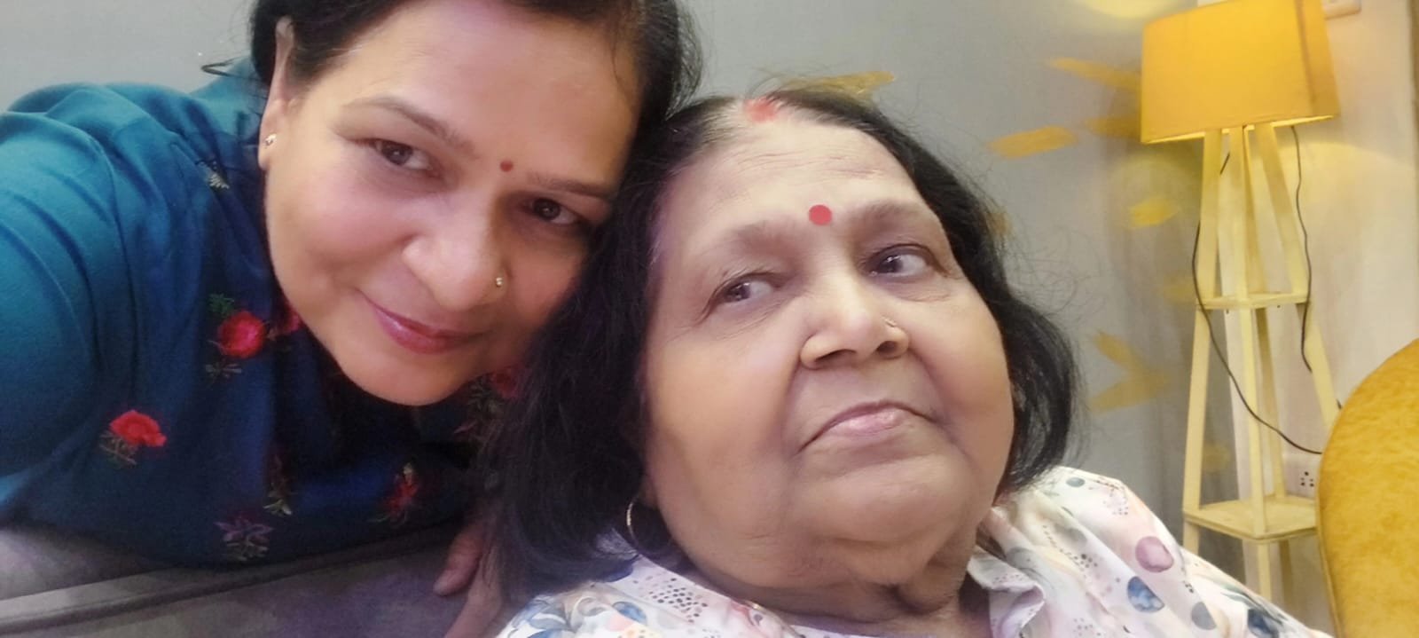 *मेरी माँ एक विलक्षण कुशल गृहिणी*